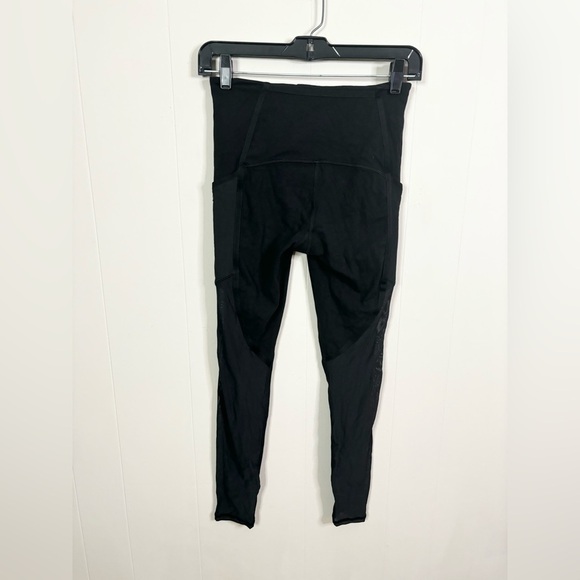 Athleta black vitality stash pocket 7/8 tight leggings size XS - Picture 6 of 6